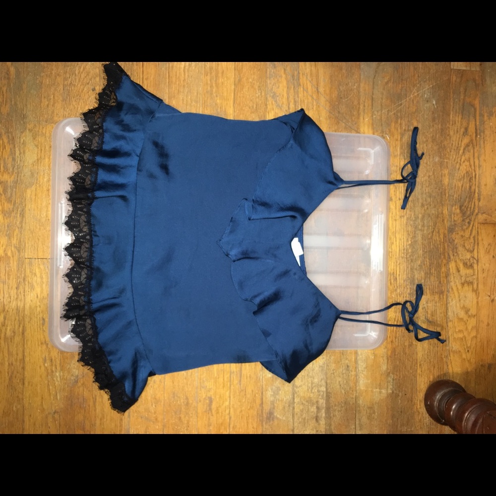 Blue lace top